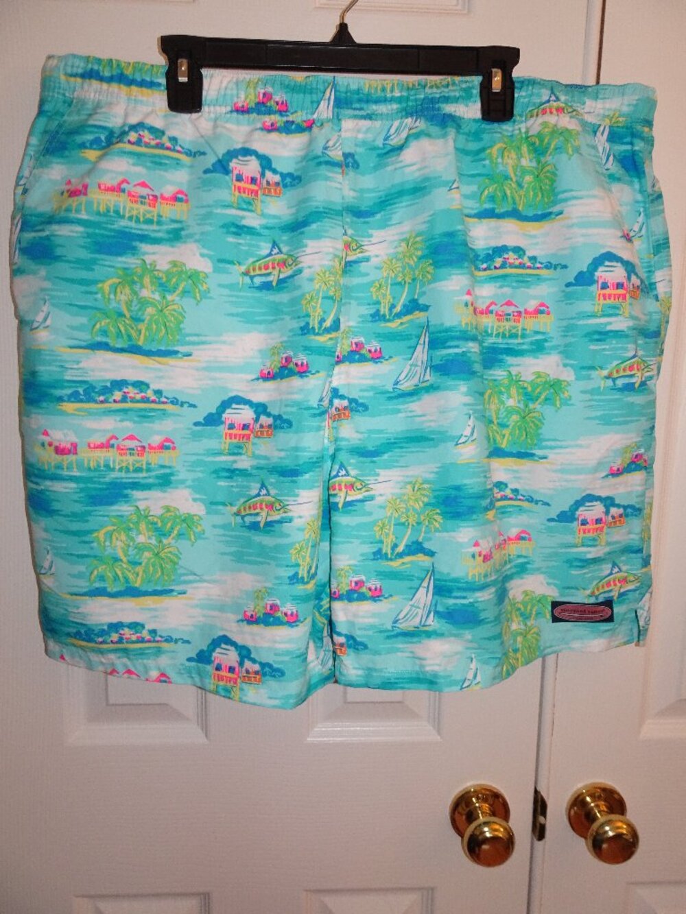 New Vineyard Vines Tropical Swim Trunks